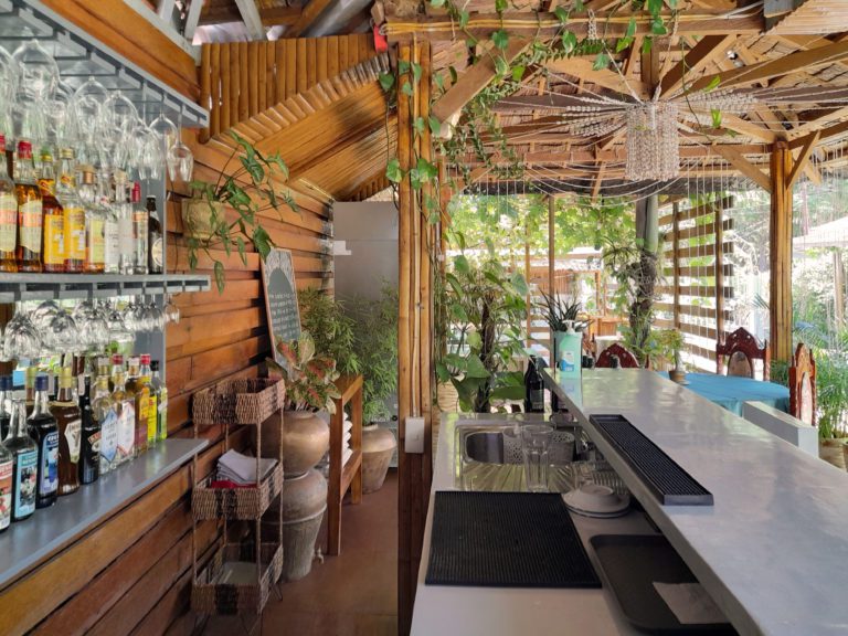 Read more about the article smaks-restobar